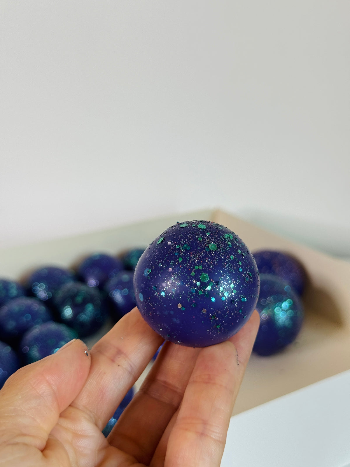 ASMR Galaxy CrackyPop | Boule Mauve